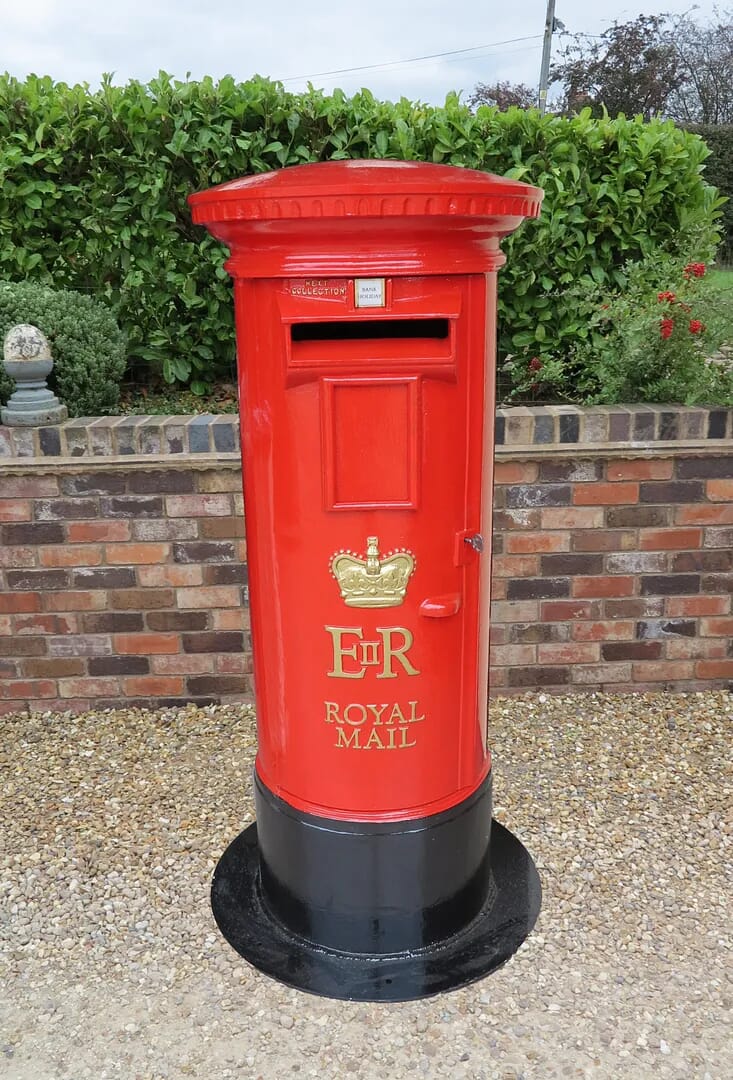Royal Mail ER Cast Iron Floor Mounted Pillar Box  - V47501