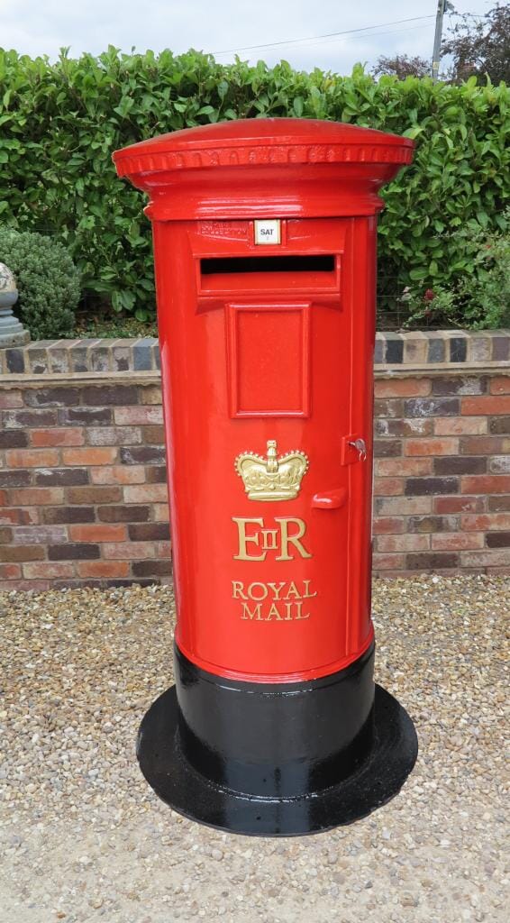 ER Cast Iron Royal Mail Floor Mounted Pillar Box  - V47502