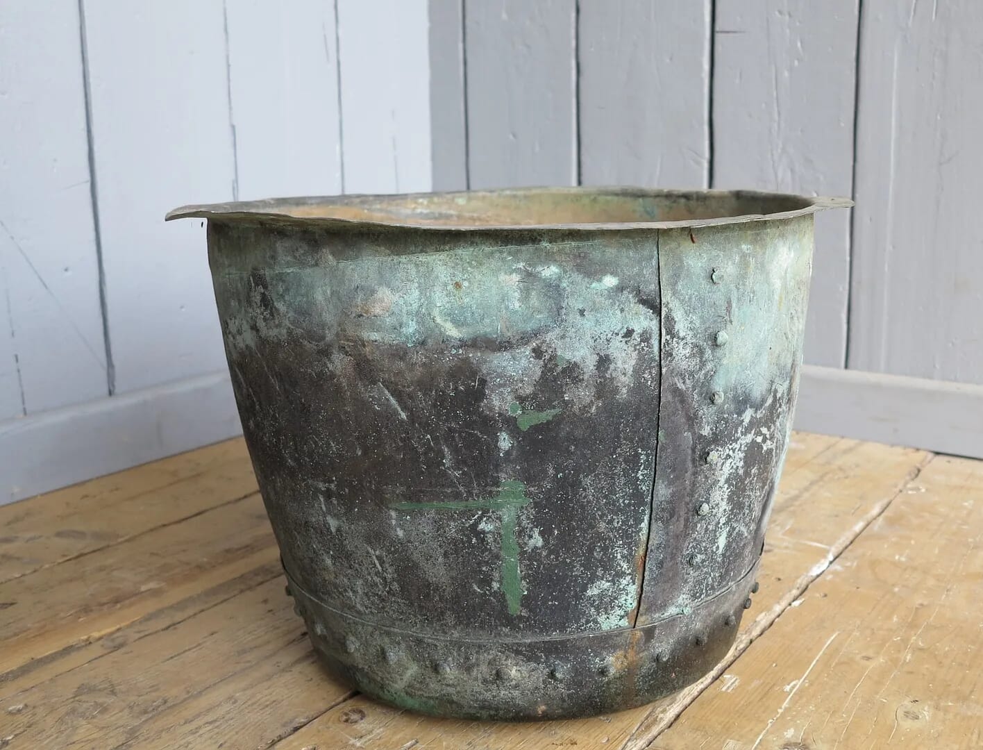 Victorian Outdoor or Indoor Copper Garden Planter / Plant Pot - 7628