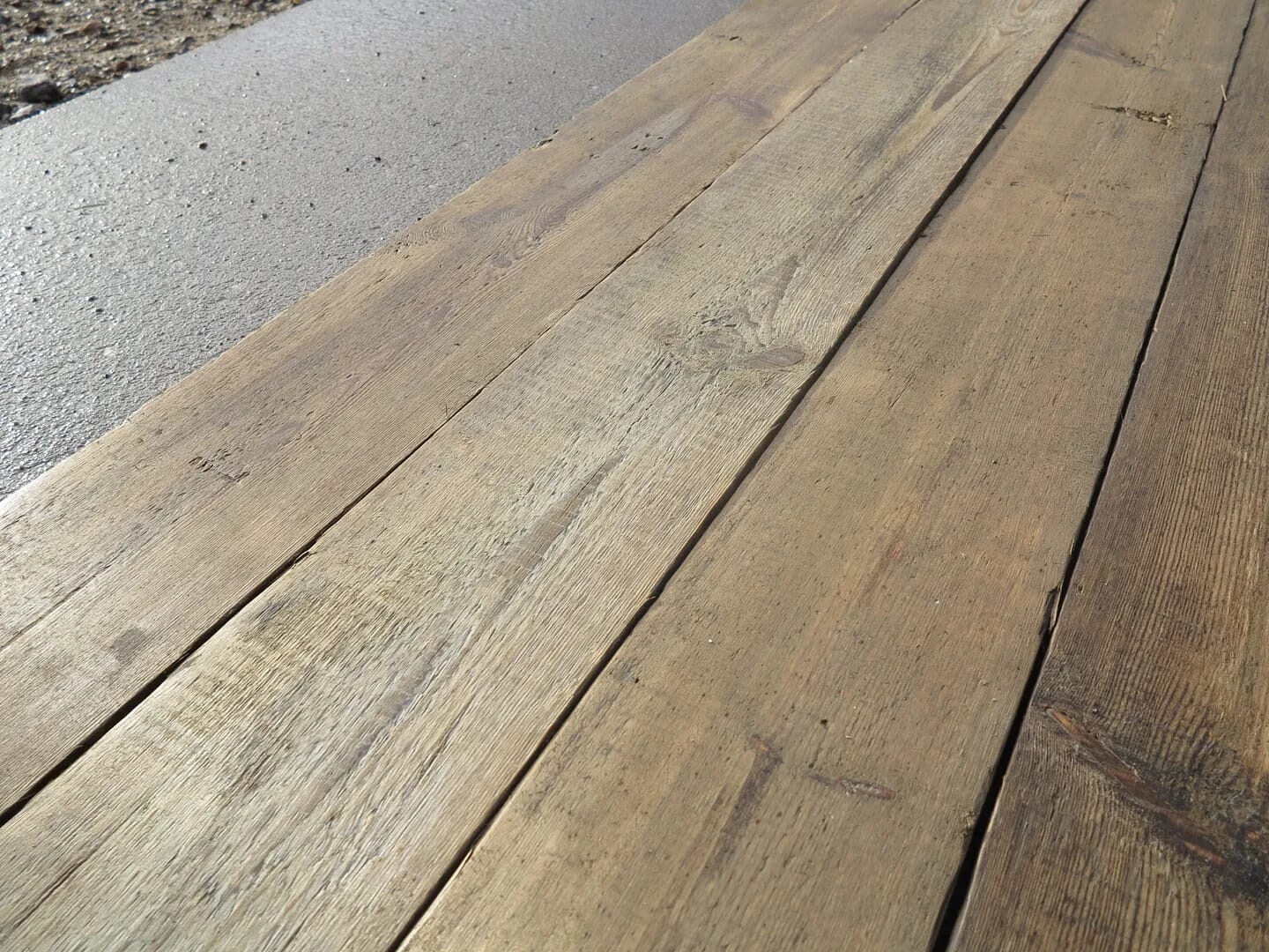 Antique Pine Re Sawn Square Edged Floorboards - 7651