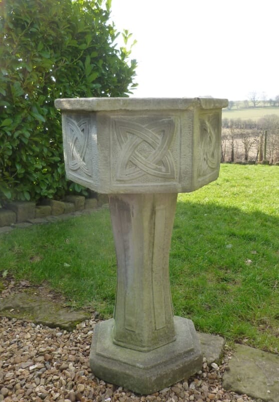 Vintage Reconstituted Stone Garden Planter - 6677