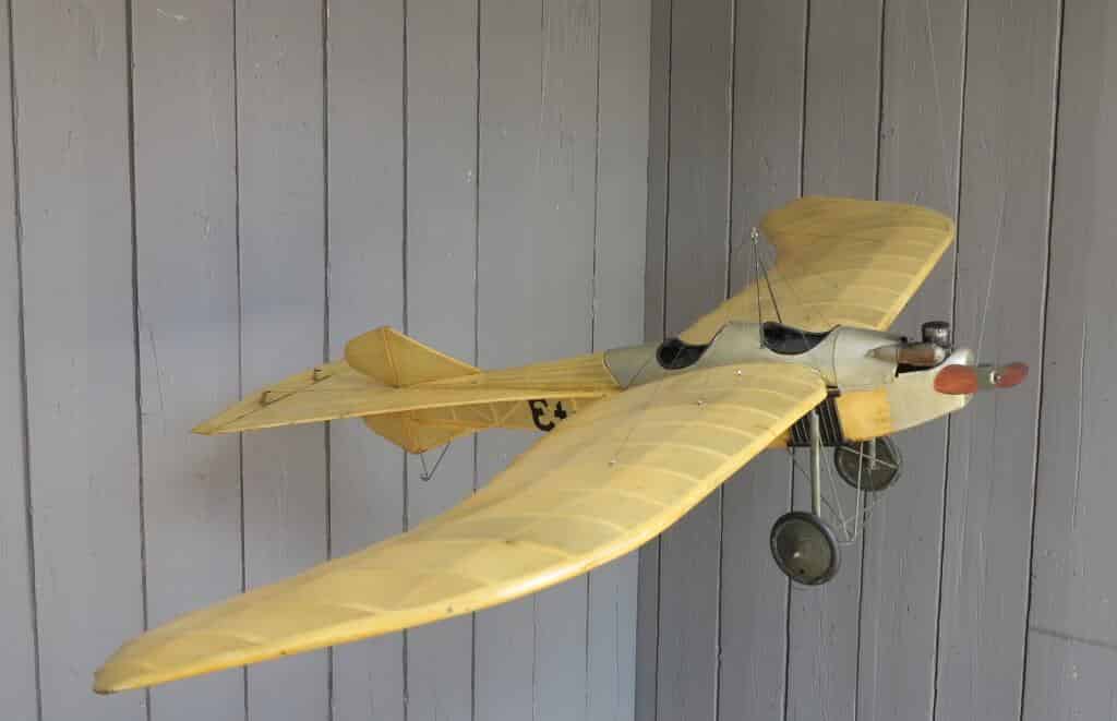 Large Scale Flying Model Etrich Taube 1911