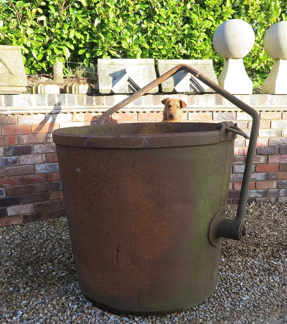 Large Scale Cast Iron Industrial Furnace Pot - Garden Planter - 7675
