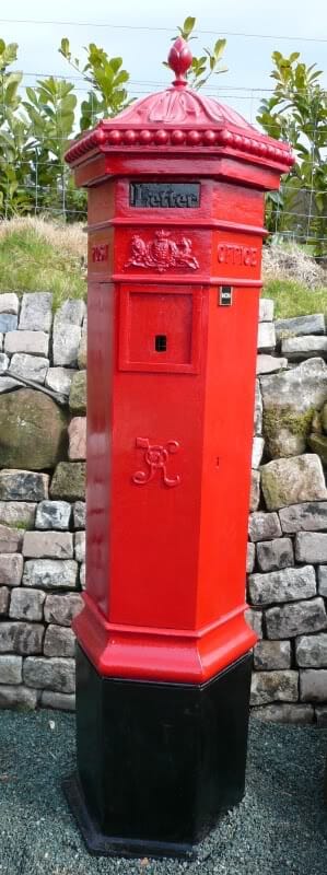 Penfold Cast Iron VR Pillar Box - 1210