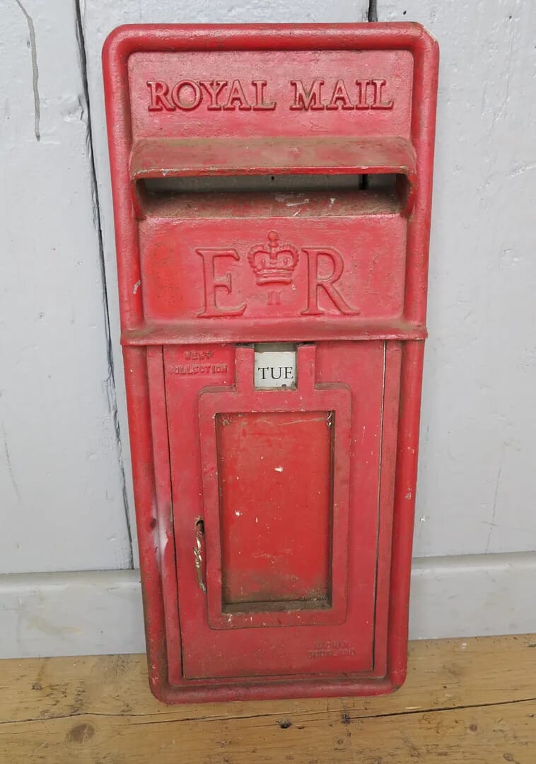 Royal Mail Red Post Office ER Post Box Front - 6367