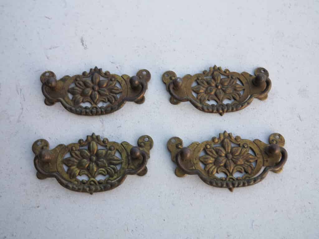 Set of 4 Brass Drawer & Cupboard Handles With Flower Design