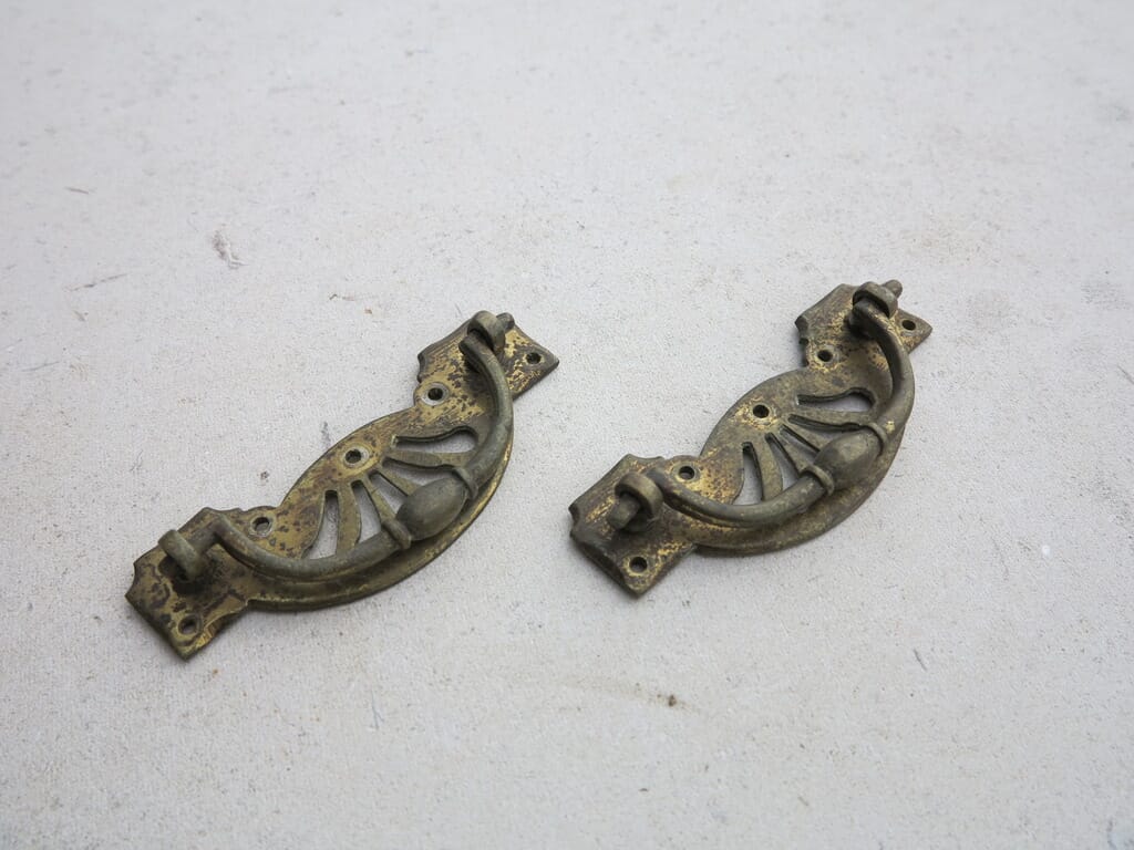 Pair of Brass Cupboard & Drawer Handles - 7779
