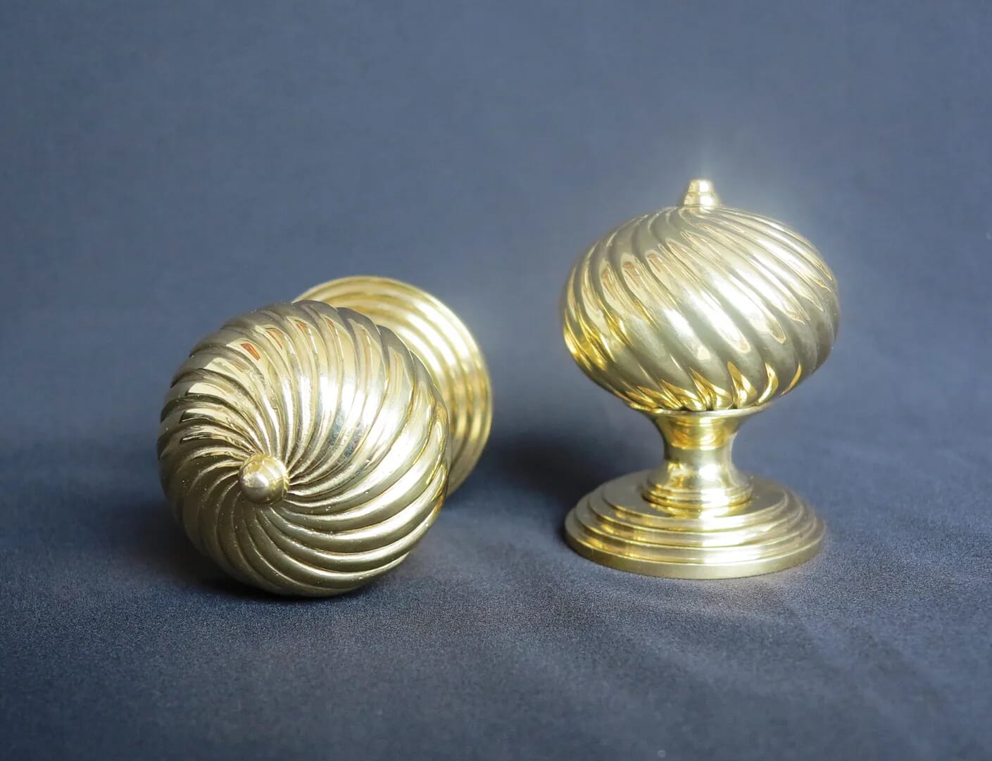Pair of Twisted Burcot Door Knobs - DBURB