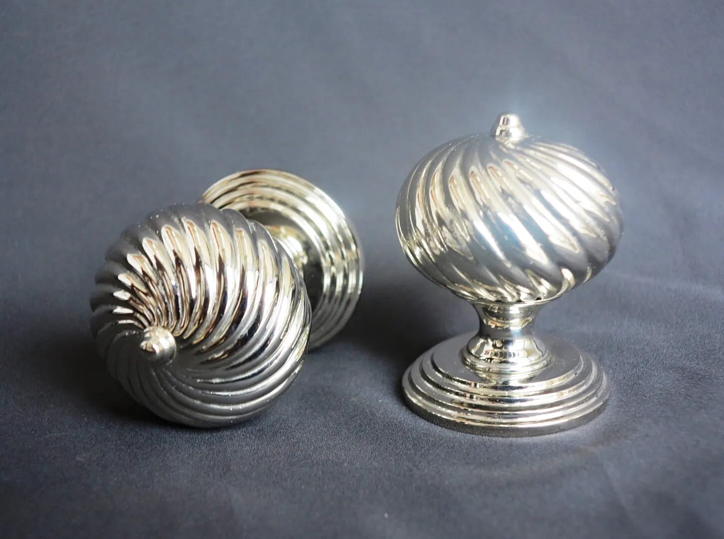 Pair of Twisted Burcot Style Door Knobs - DBURN