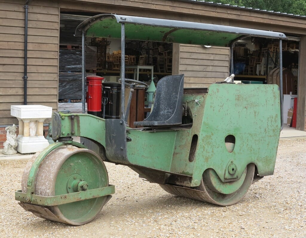 Greens Griffin Diesel Lawn Roller - 7845