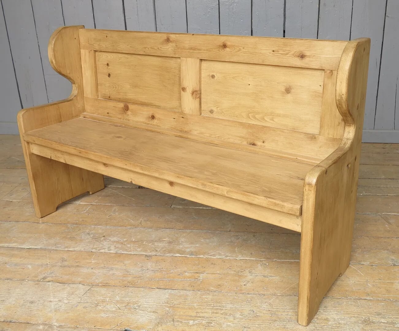 Bespoke Reclaimed Pine Church Pew - 7905