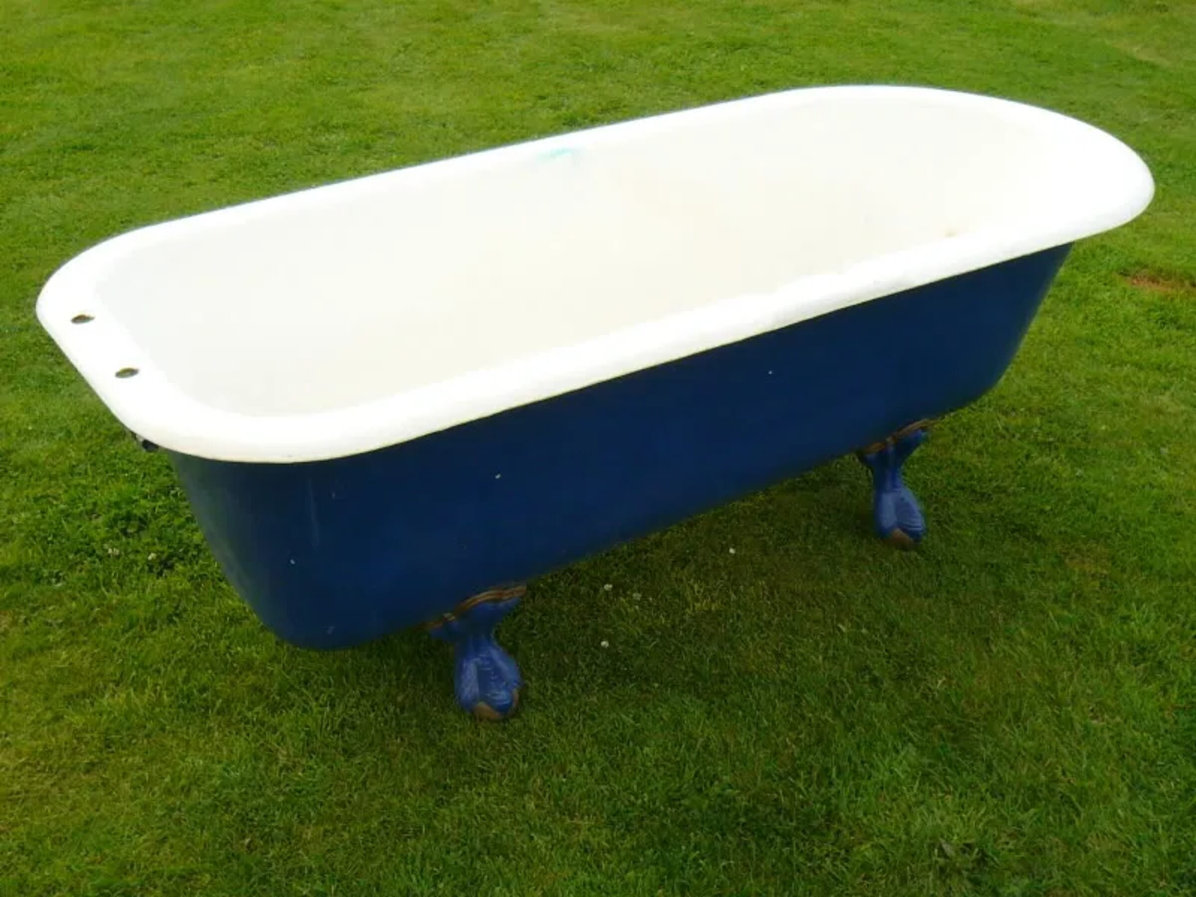 Original Victorian Cast Iron Bath with Ball & Claw Feet
