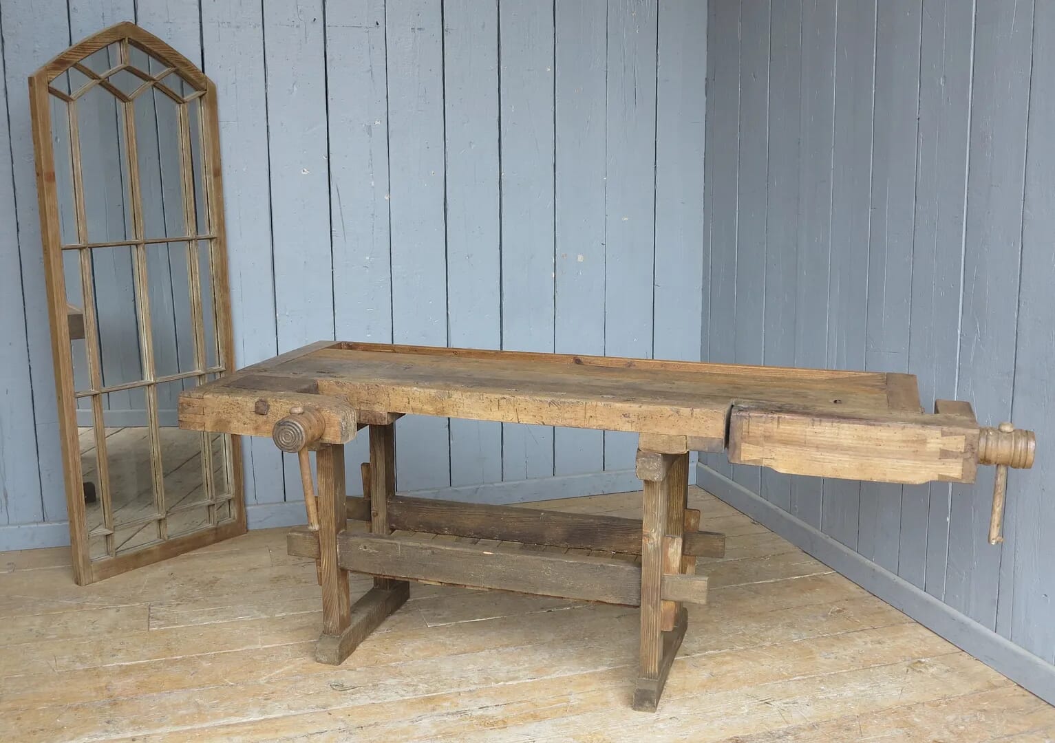 Antique Workbench With Two Vices and Shelf - 8001