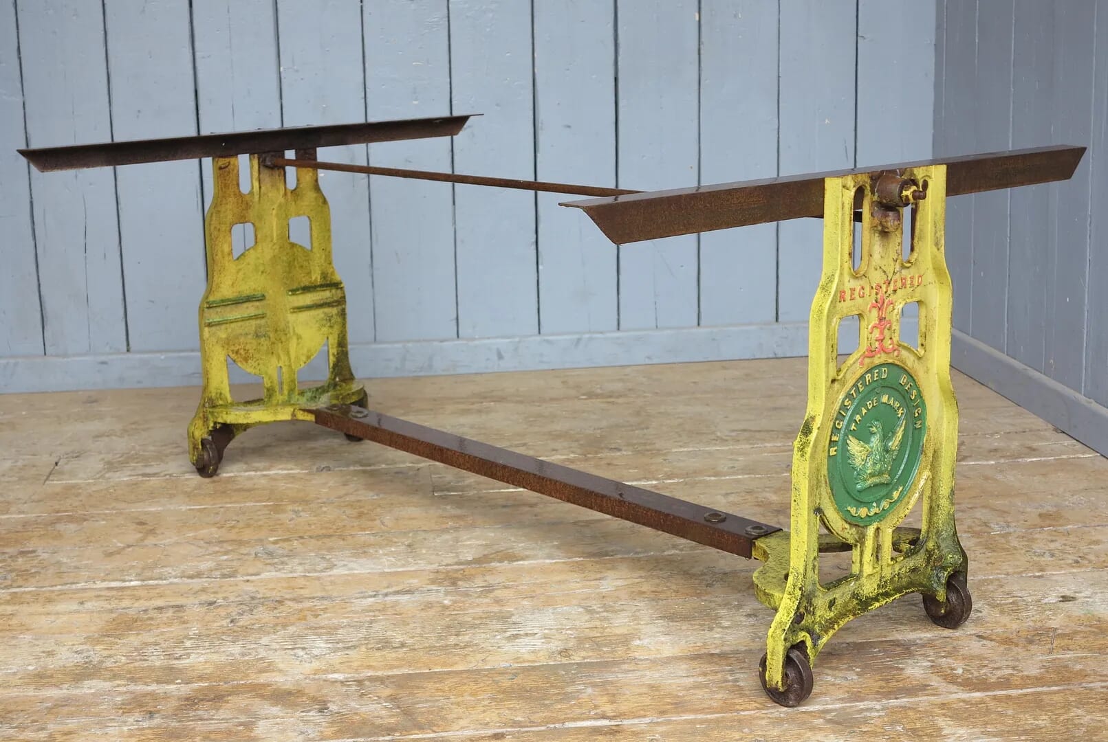 Reclaimed Decorative Cast Iron Table Base - 8061