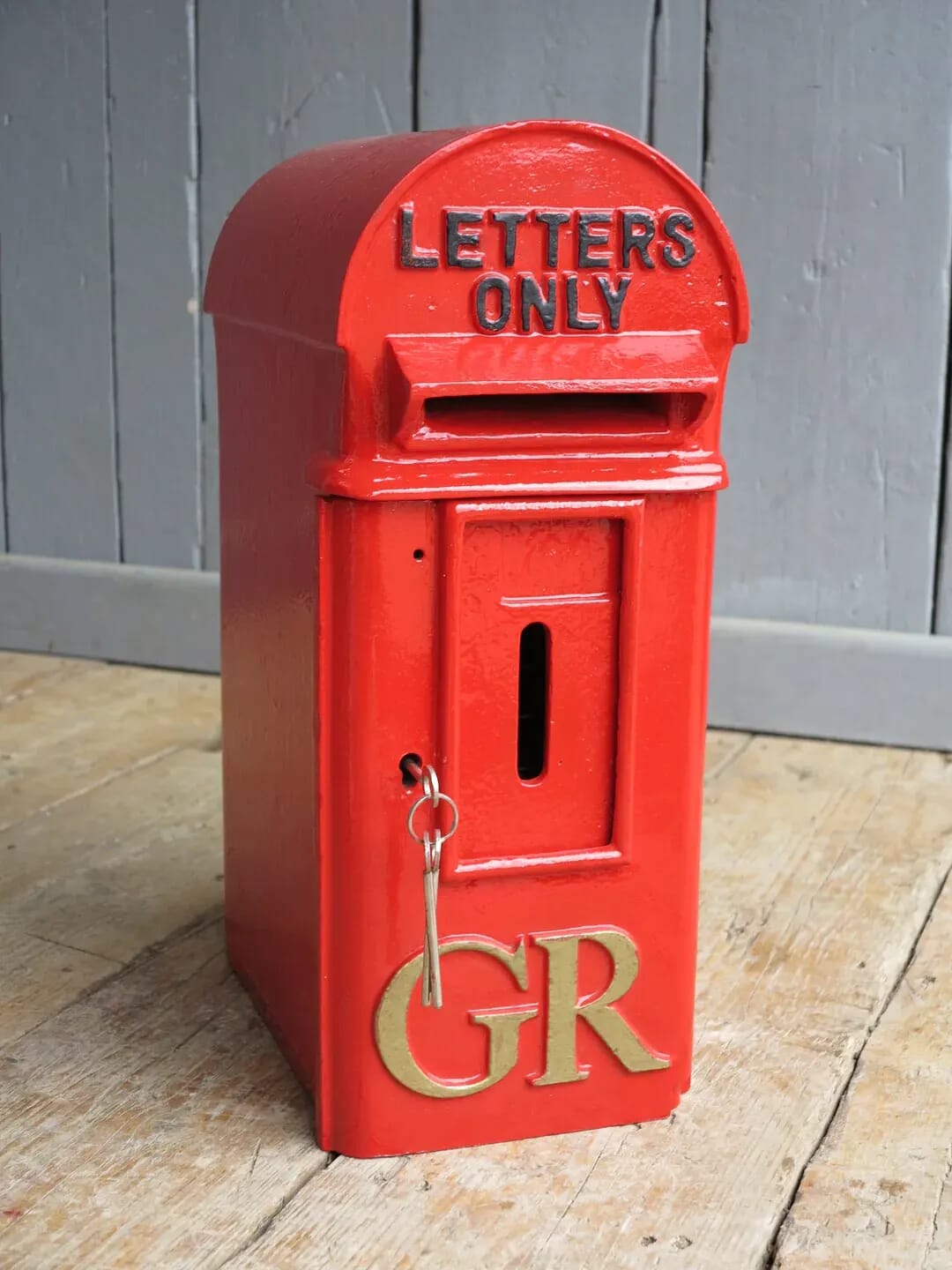 Genuine Cast Iron GR 'Hovis' Pole Mounted Post Box  - 8023