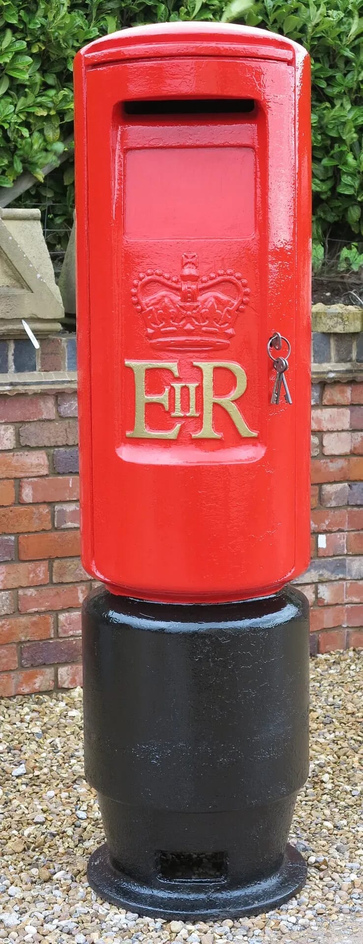 Original Cast Iron Royal Mail 'ER II' Pillar Box  - 7030