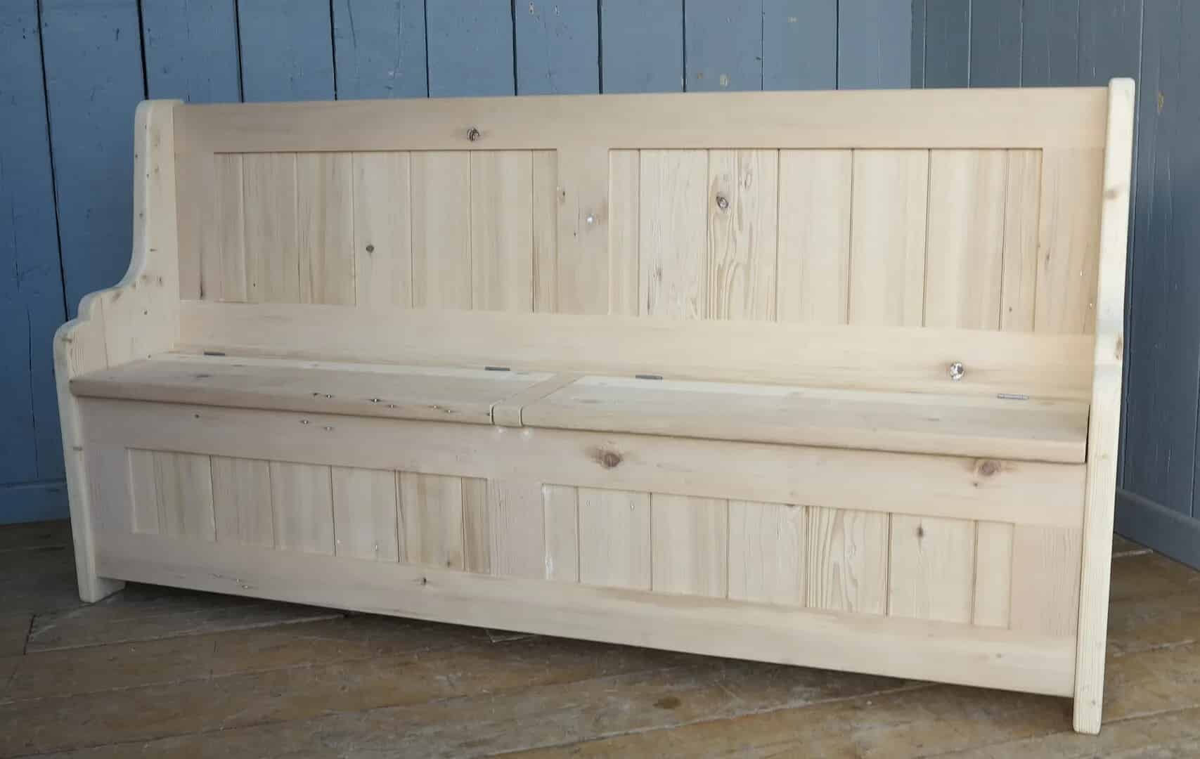 Antique Reclaimed Pine Settle with Lift up Seats