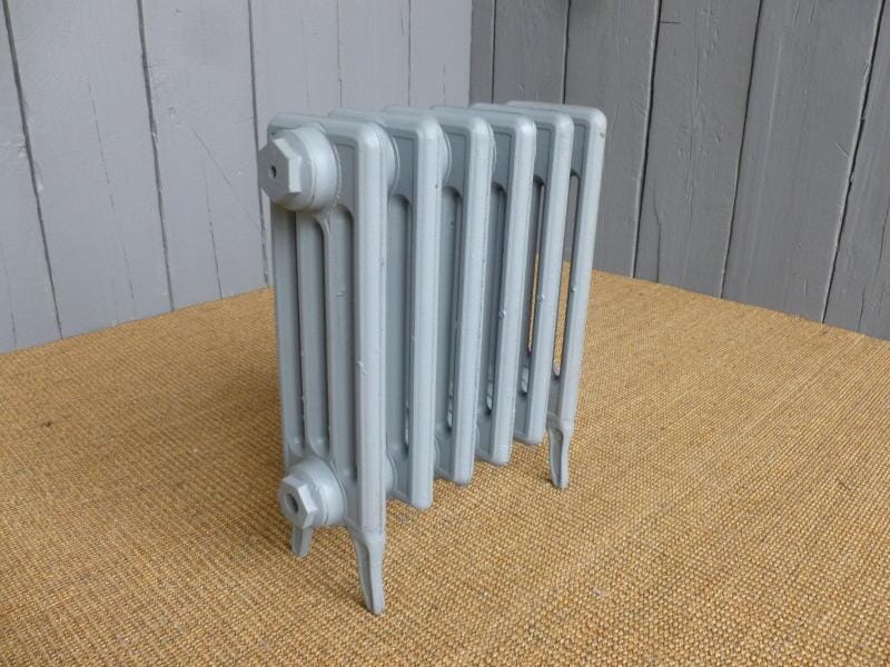 Victorian 4 Column Cast Iron Radiator 6 Sections Long - Vic460/6pf