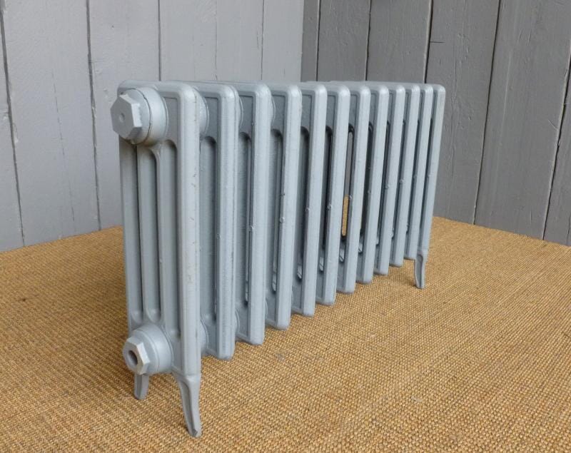 4 Column Victorian Cast Iron Radiator 12 Sections Long - Vic460/12pf1