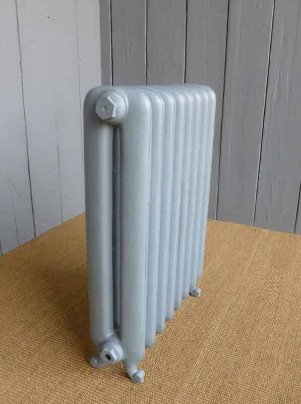 Carron Duchess cast iron radiator - 8 Sections Long