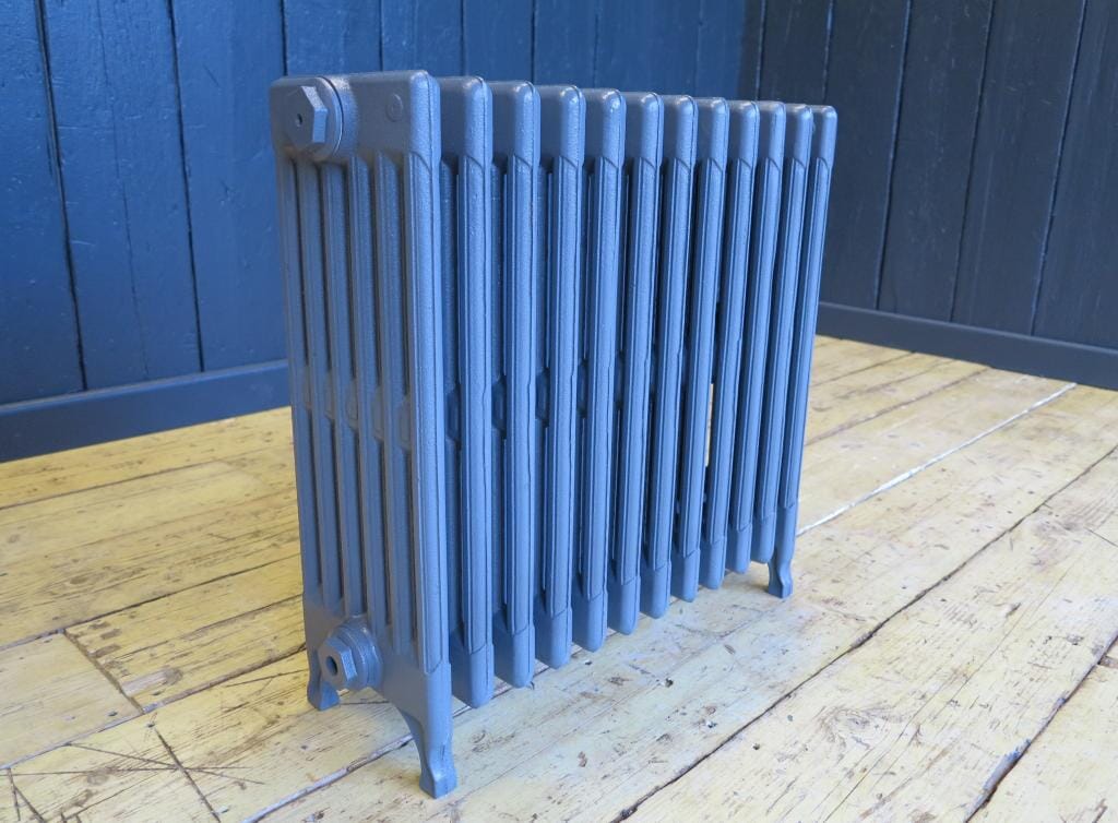 Victorian 6 Column 625mm Tall Cast Iron Radiator to Go 12 Sections Long - Vict625/12
