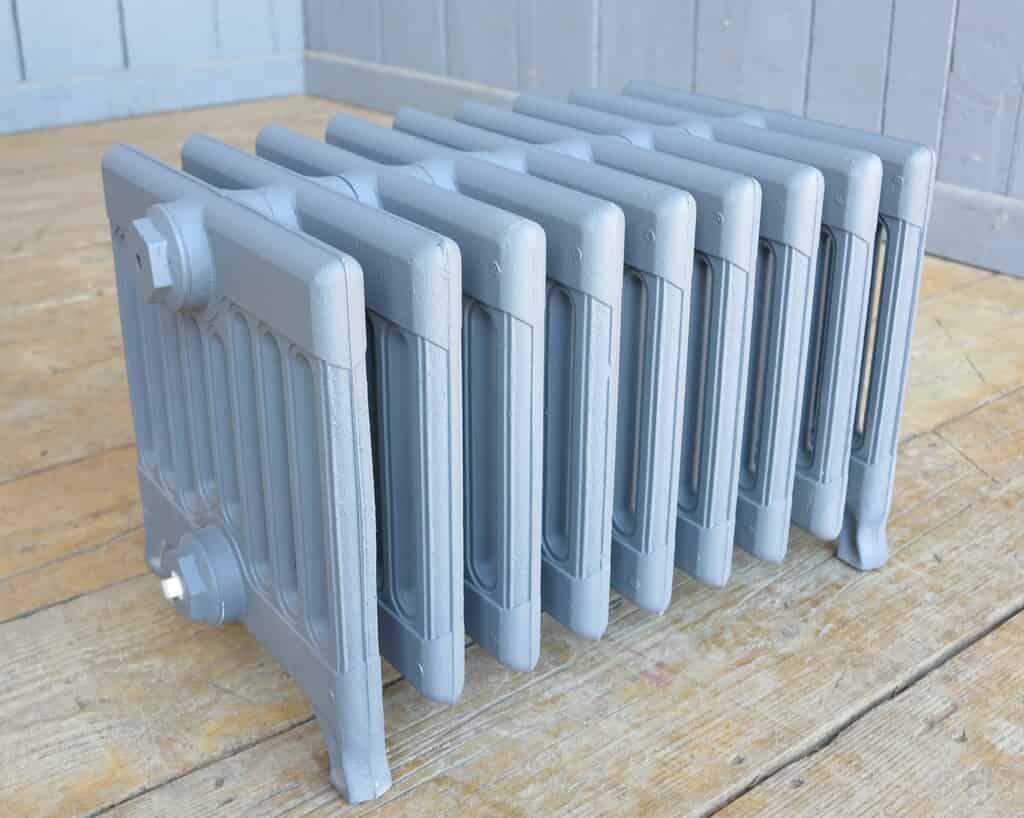 Victorian 9 Column Radiator - 330mm Tall x 504mm Long x 330mm Deep