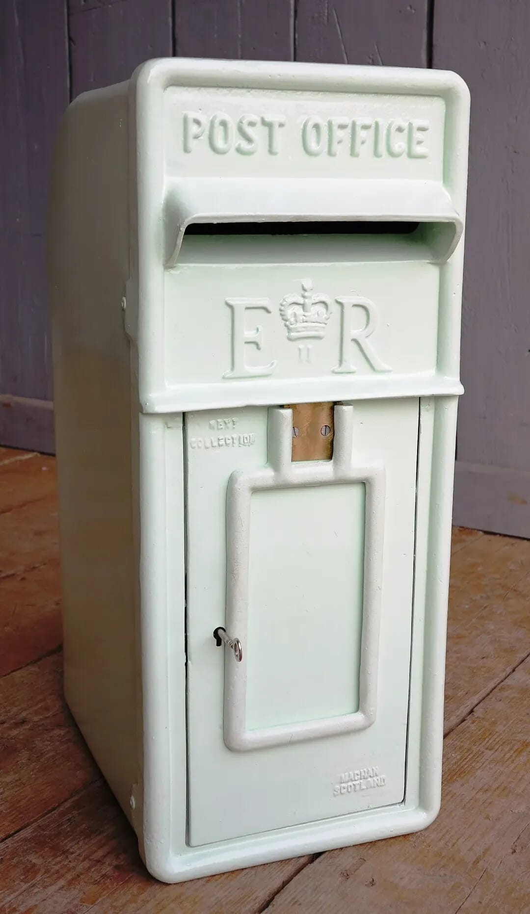 Cast Iron Royal Mail Pole Mounted Arch Back Post Box - po1anyc