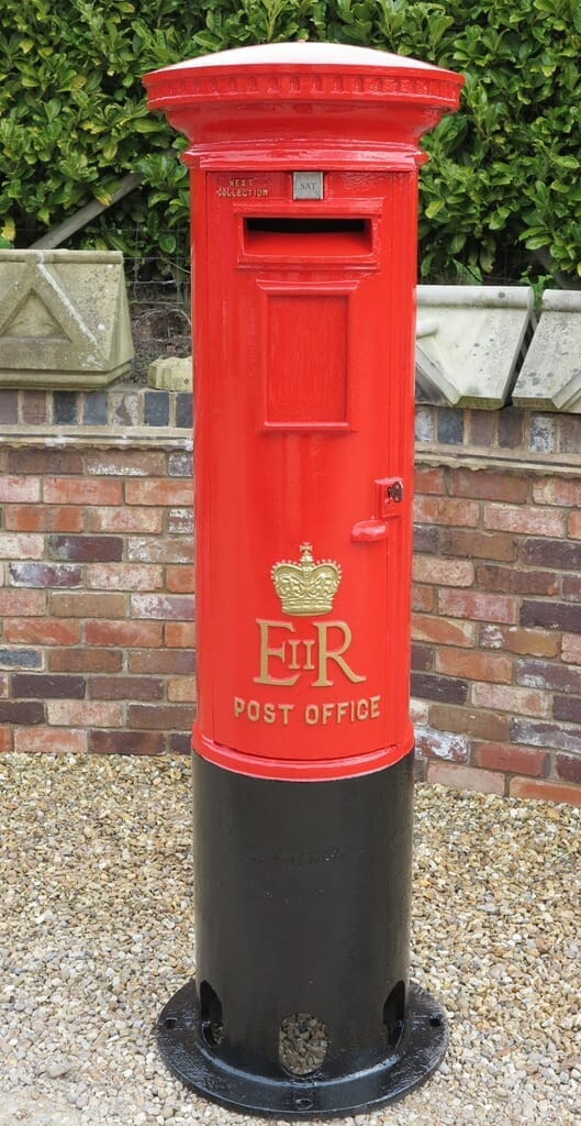 Original British Royal Mail Cast Iron 'Elizabeth II' Pillar Box  - 7478