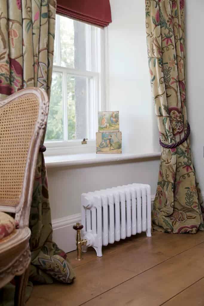 Victorian 325mm Tall Cast Iron Radiator 10 Sections Long
