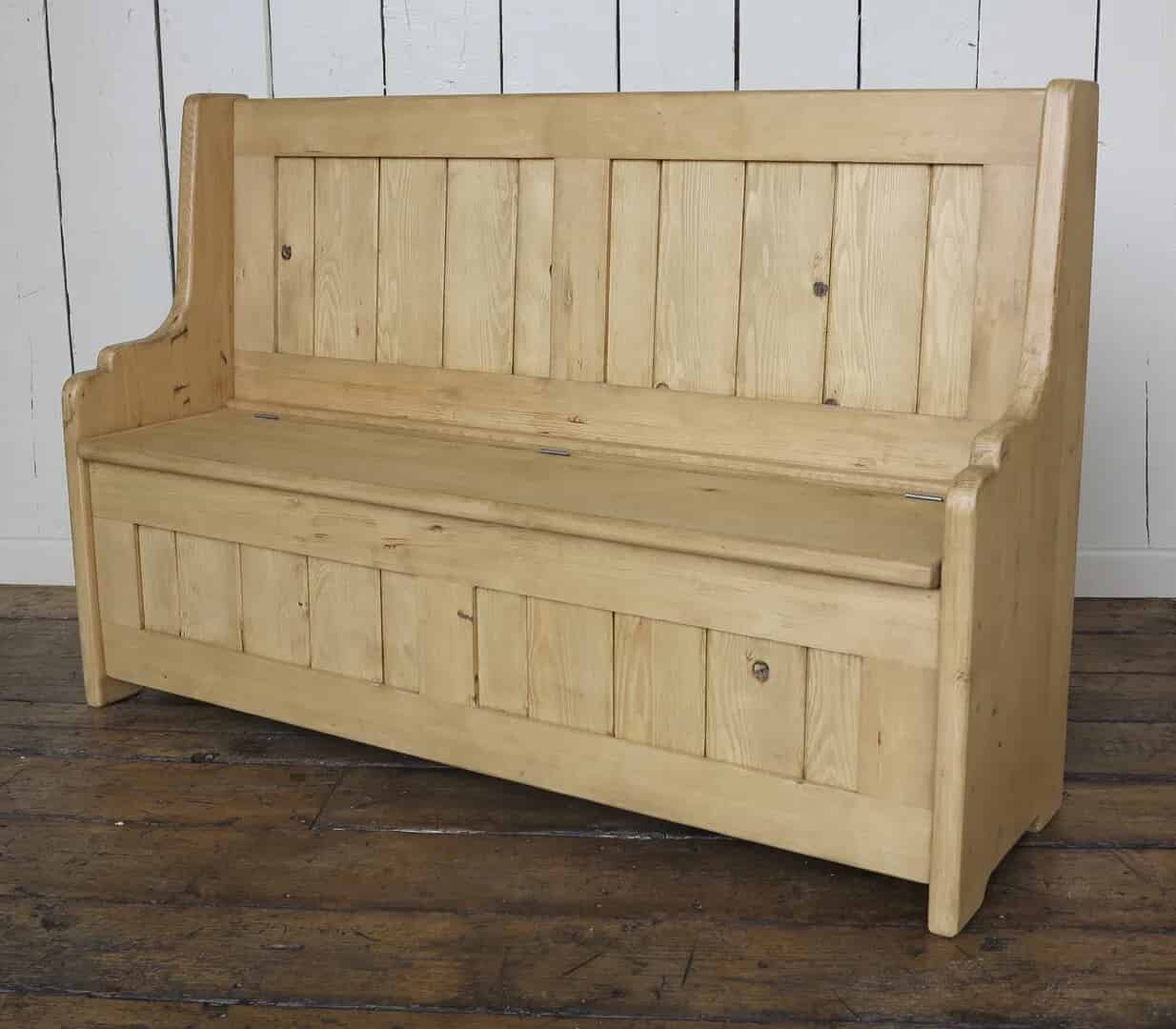 Antique Reclaimed Pine Settle with Lift up Seat Made By Hand