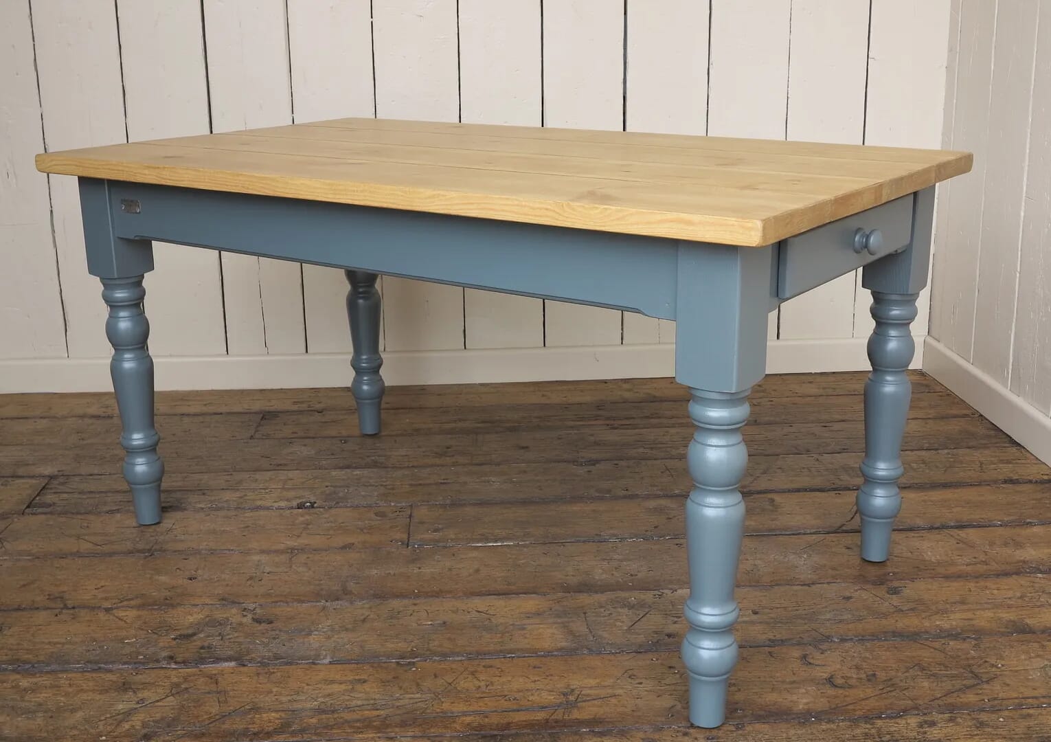 Plank Top Kitchen Table With Turned Legs and Drawer - D1138