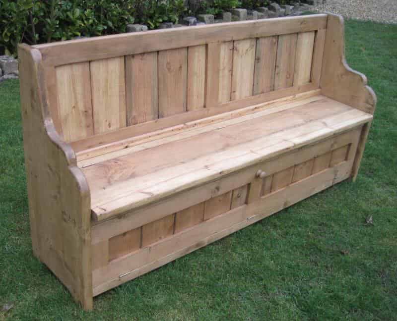 A Reclaimed Pine Settle in bespoke sizes