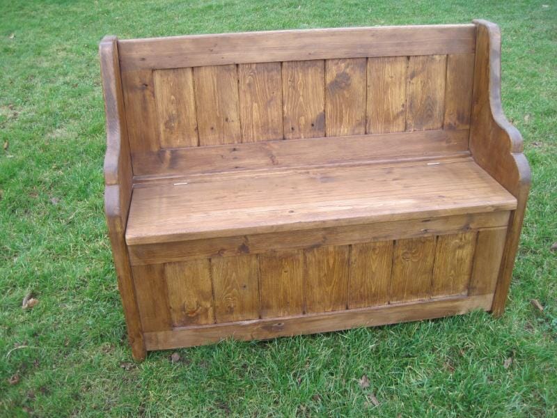 Old Reclaimed Pine Settle With Lift Up Seat For Storage - 5380