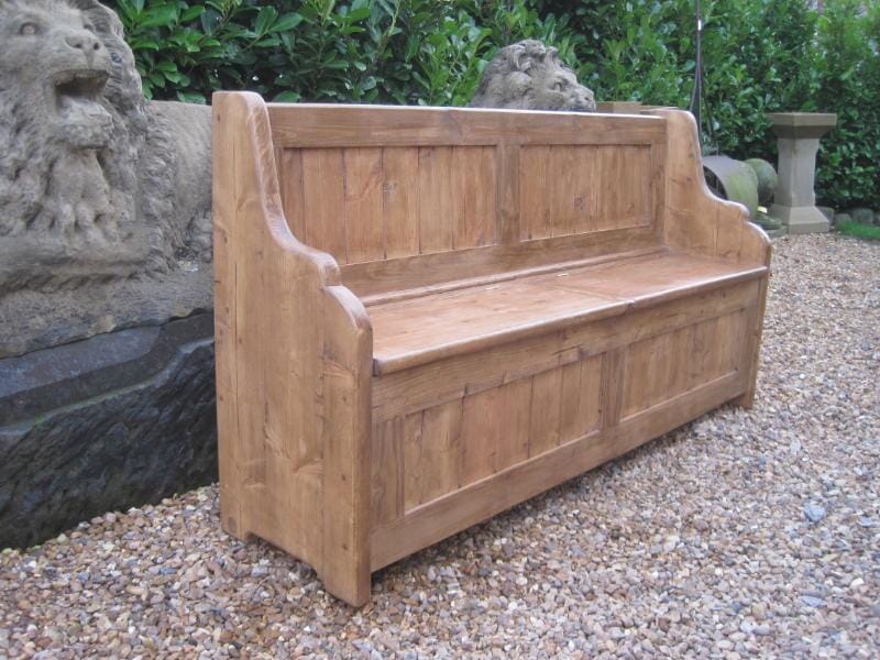 Antique Pine Settle with Lift up Seat - 5748