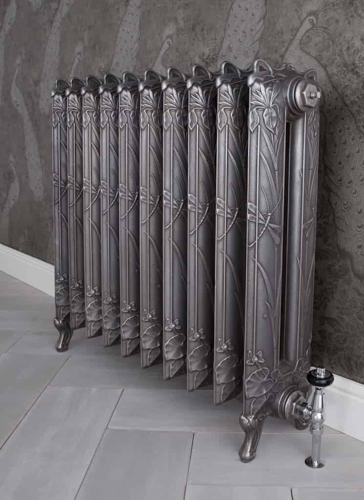 Dragonfly 790mm Tall Cast Iron Radiator 10 Sections Long By Carron