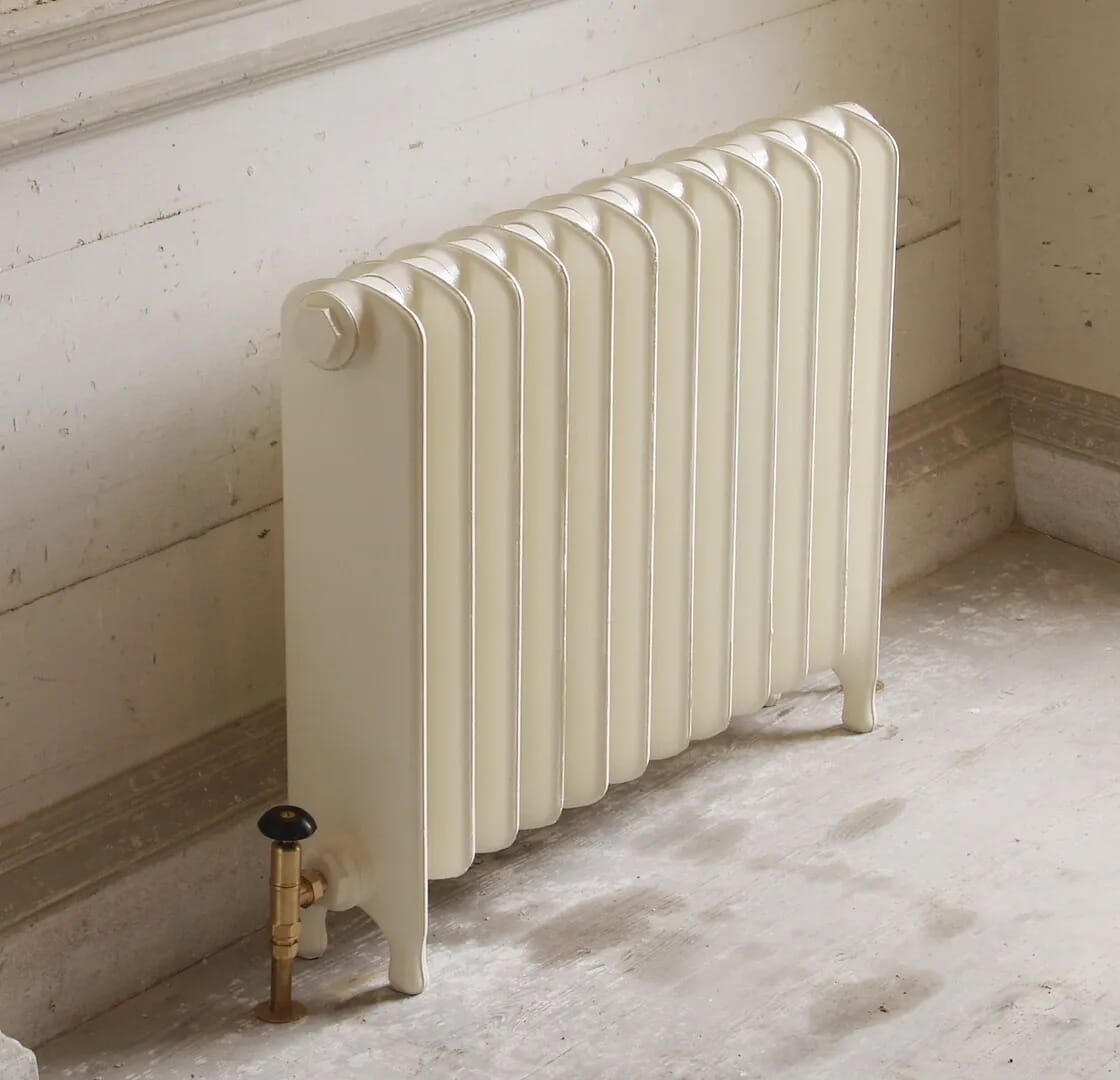 Eton 620mm Tall Cast Iron Radiator 12 Sections Long By Carron - Eton620/12p