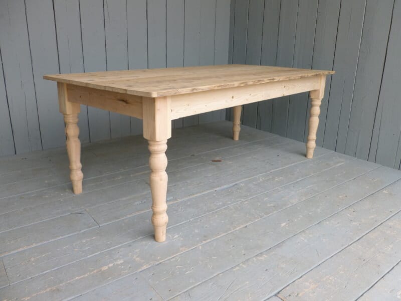 Floorboard Top Reclaimed Pine Farmhouse Table - D1105