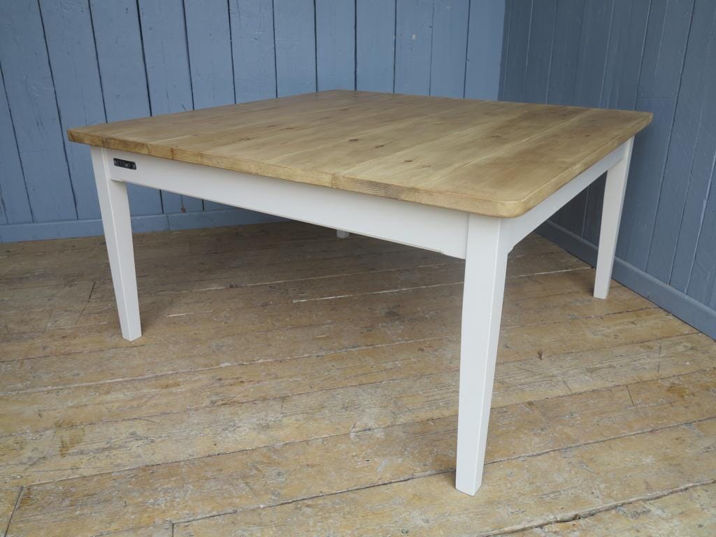 Square Plank Top Kitchen Farmhouse Table - D1034