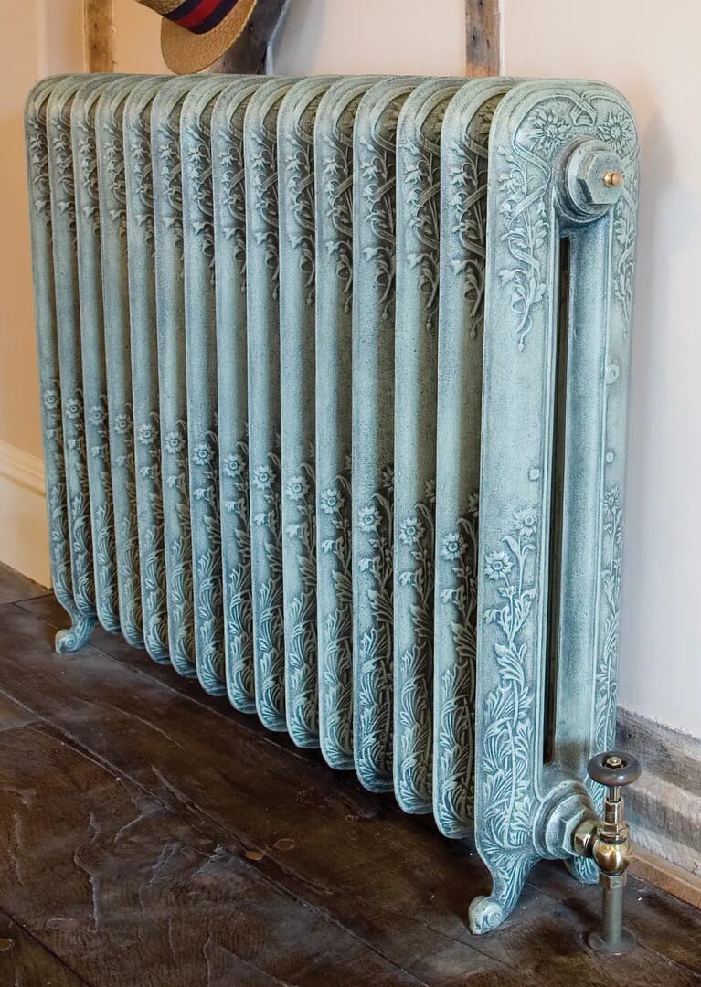 Carron New Daisy 780mm Tall Cast Iron Radiator 15 Sections Long - Daisy780/15af
