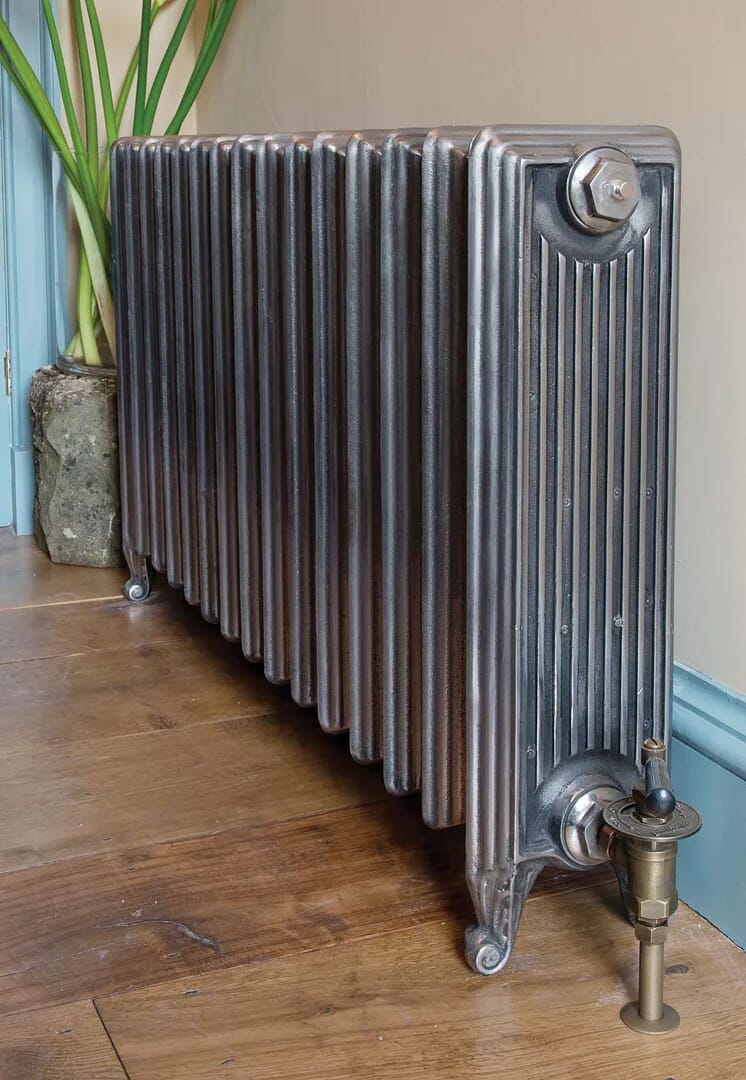 New Carron Churchill 670mm Tall Cast Iron Radiator 15 Sections Long - Chur670/15hb