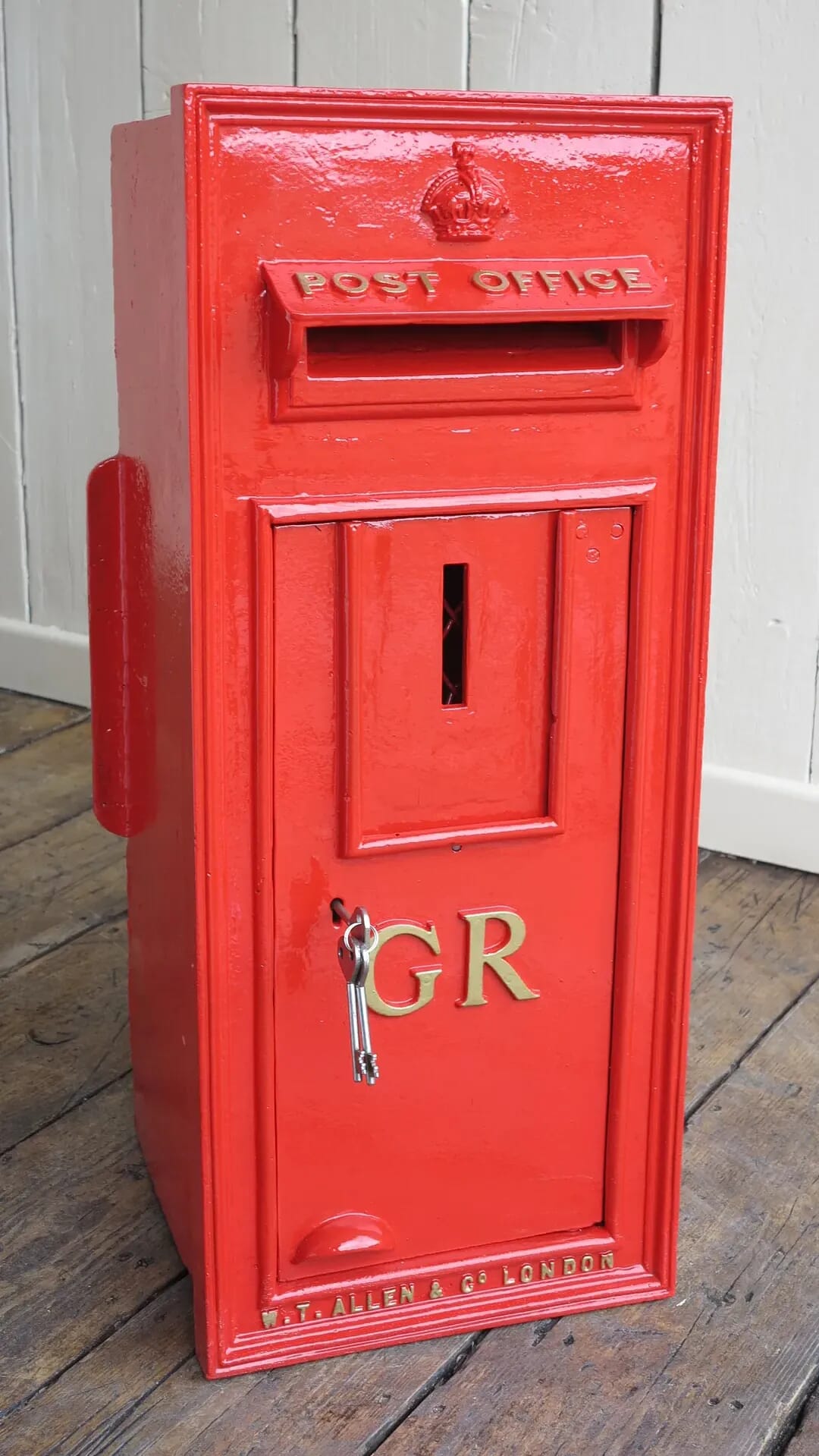 Original Refurbed Cast Iron George 5th Wall Mounted Post Box - 7363