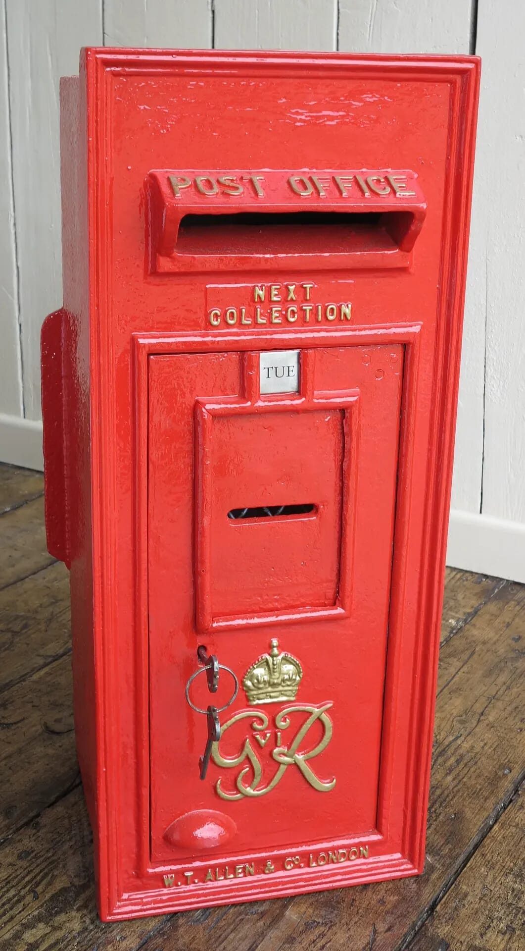 Original Cast Iron George 6th Wall Mounted Royal Mail Post Box - 8125