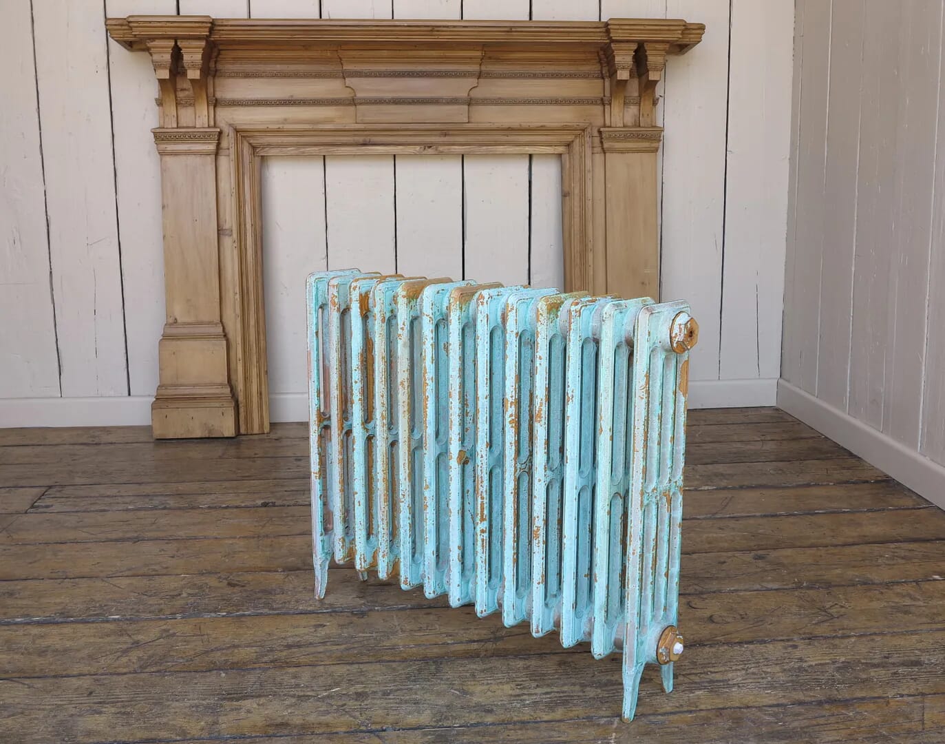 Victorian 660mm Tall 4 Column Cast Iron Radiator 13 Sections - Victorian660/13vc