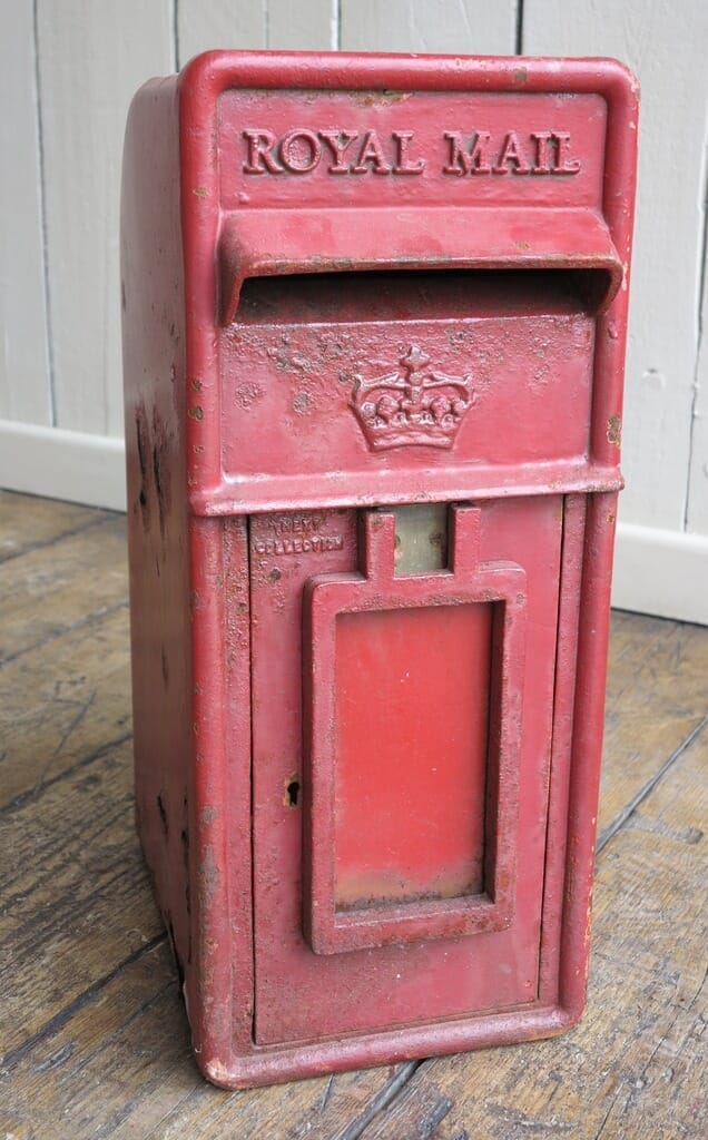 Genuine Royal Mail Cast Iron Pole Mounted Post Box - 8176