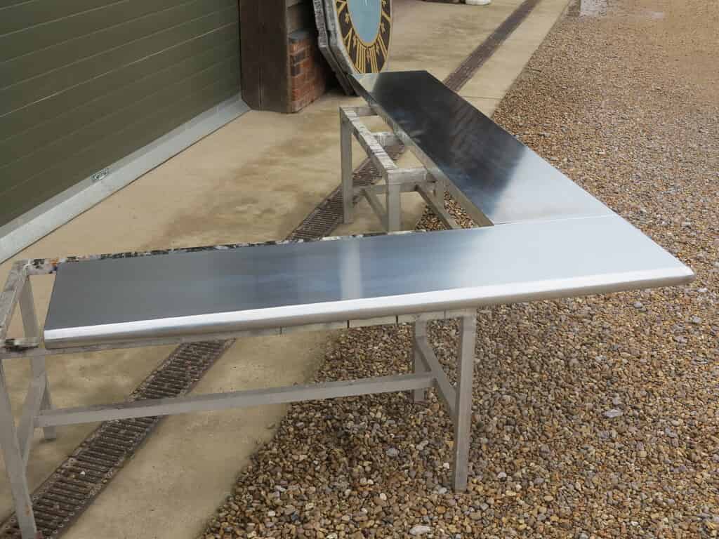 Handmade Zinc Bar Tops With Bullnose Edges