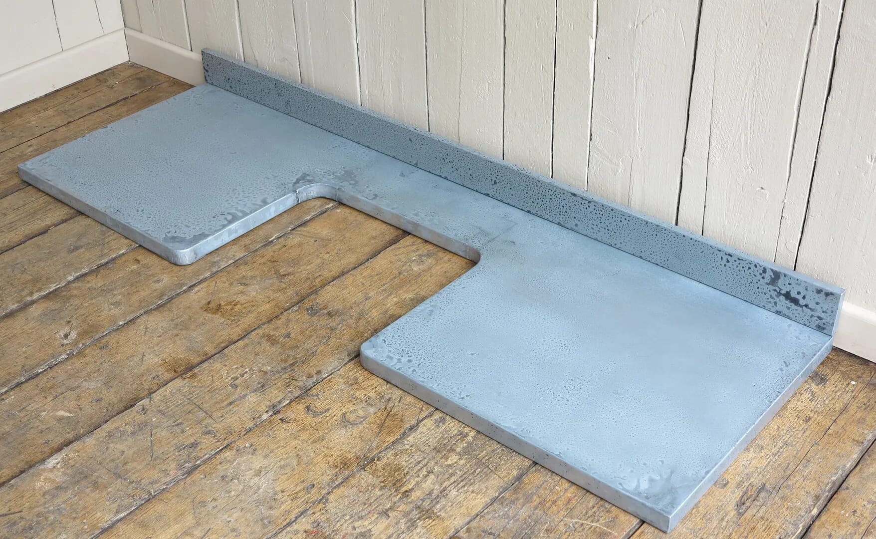 Distressed Antiqued Zinc Kitchen Worktop & Splashback - D1242