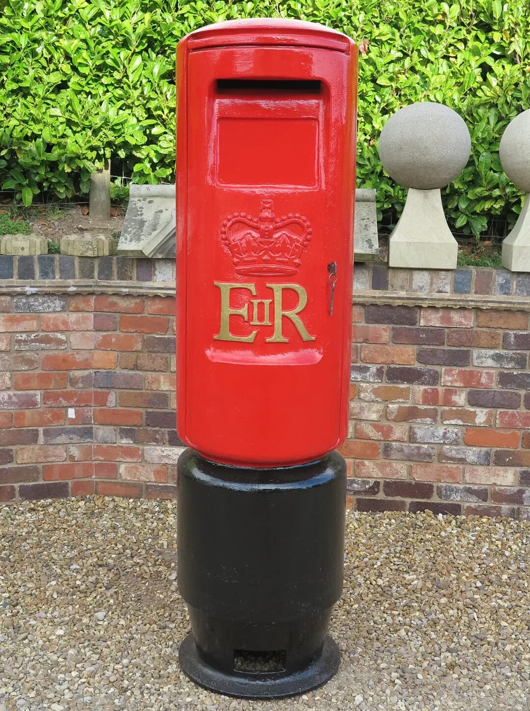 Original Salvaged Red Royal Mail Cast Iron 'ER II' Pillar Box  - 6808a