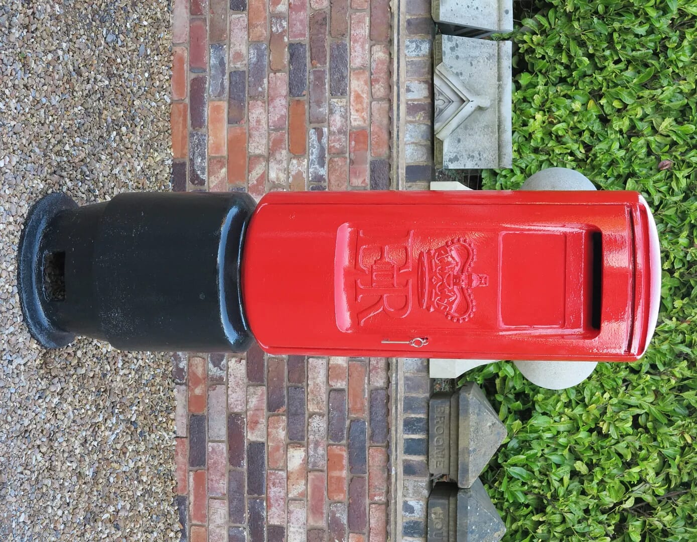 Original Red Royal Mail Cast Iron 'ER II' Pillar Box  - 8408