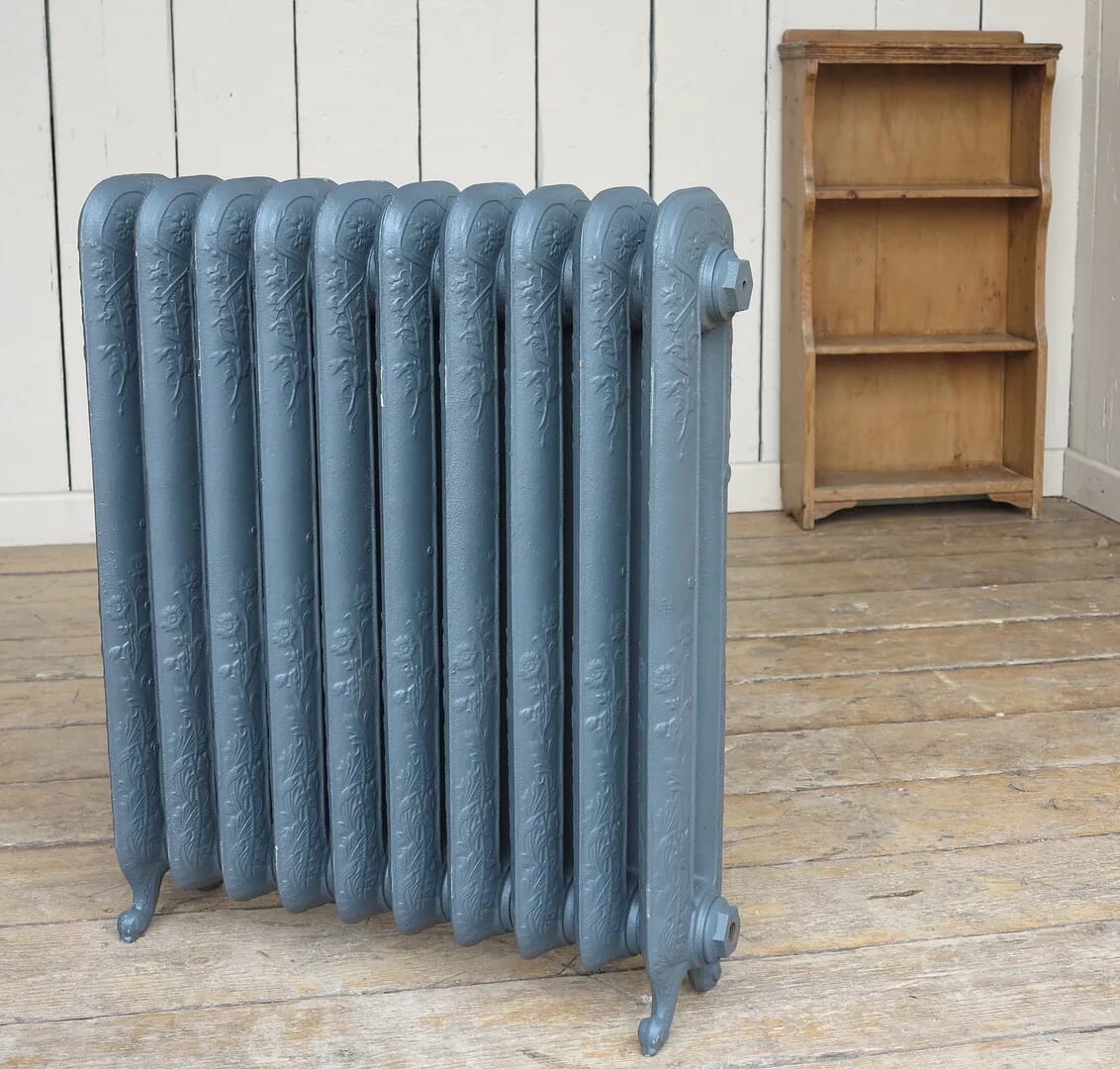 Carron Daisy Cast Iron Radiator to Go 10 Sections Long - Daisy780/10s