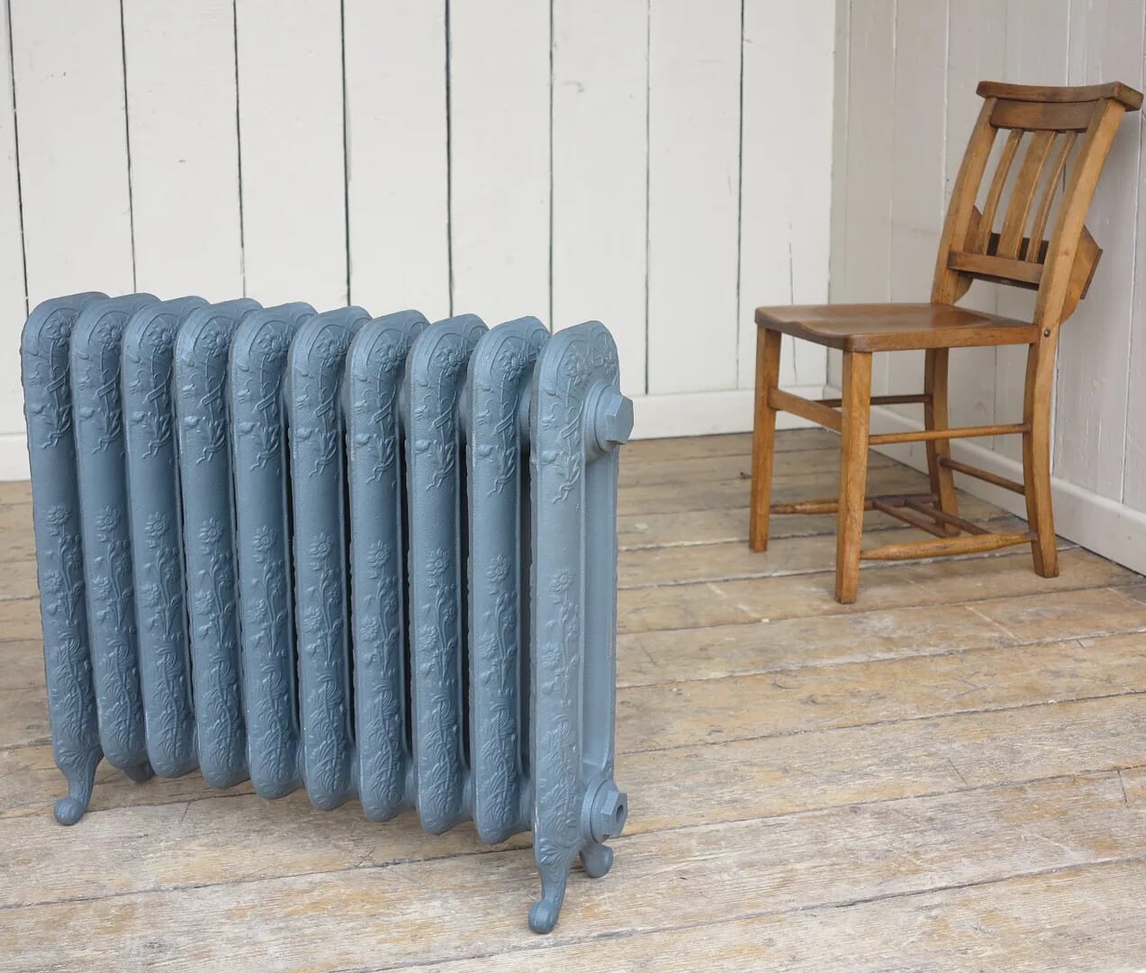 New Daisy Cast Iron Radiator to Go 10 Sections Long - Daisy595/10s